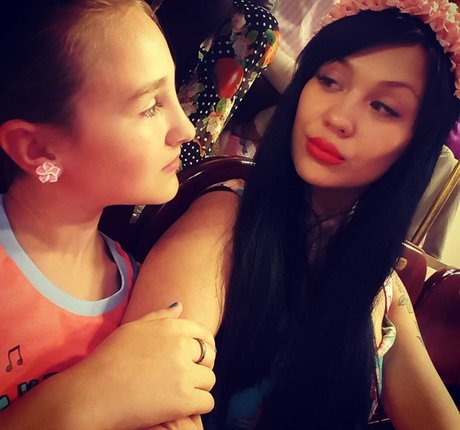 Marina Burnashova porn star pictures