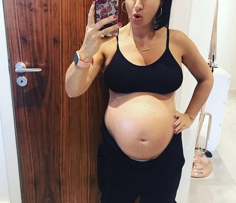 Hayley Tamaddon model xxx picture