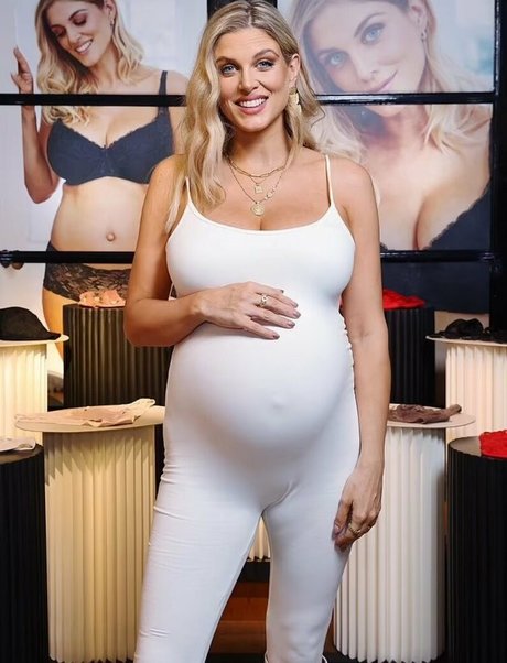 Ashley Louise James Photo Gallery