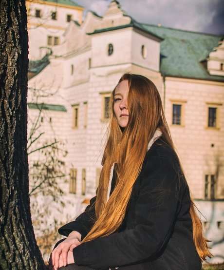 Daniella Bielikova model top images