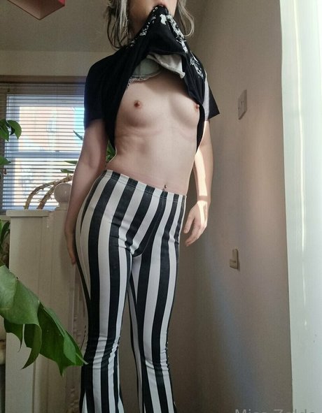 Miss Zelda star sexy galleries