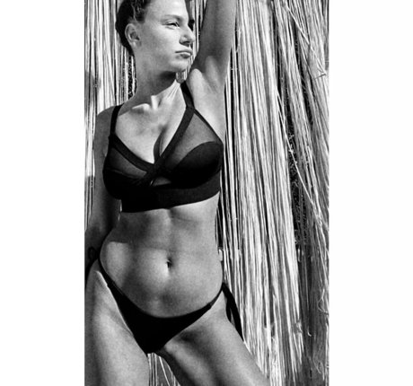 Burcu Bakdur star free galleries