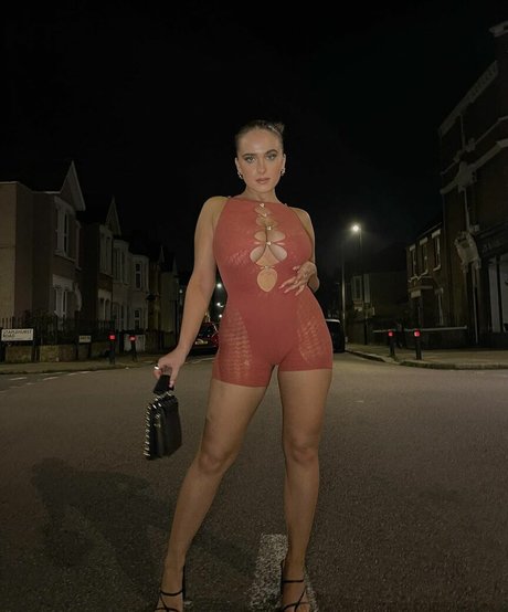 Laura Svensson sexy star images