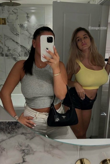 Noa Perets model beautiful archive