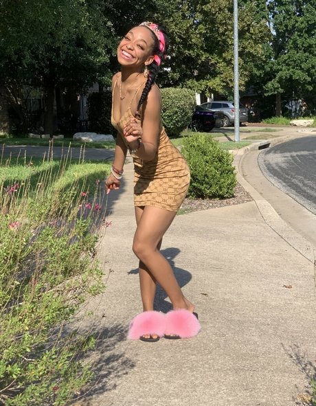 chynaunique pornstar perfect picture