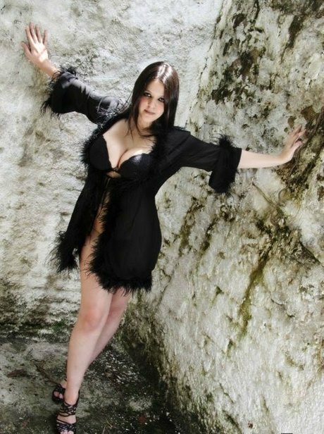 shemale fucks girl onlyfans hd pic