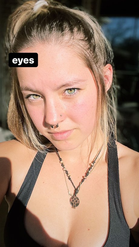 amateur mom onlyfans porno pics