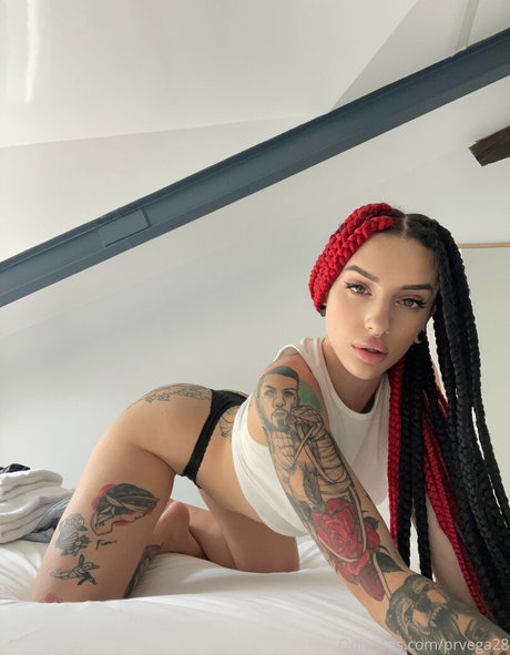 prvega pretty actress galleries