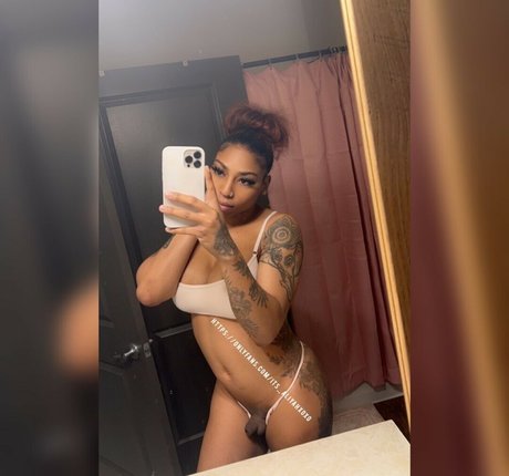 Ts Aliyah Angels pornstar high quality img