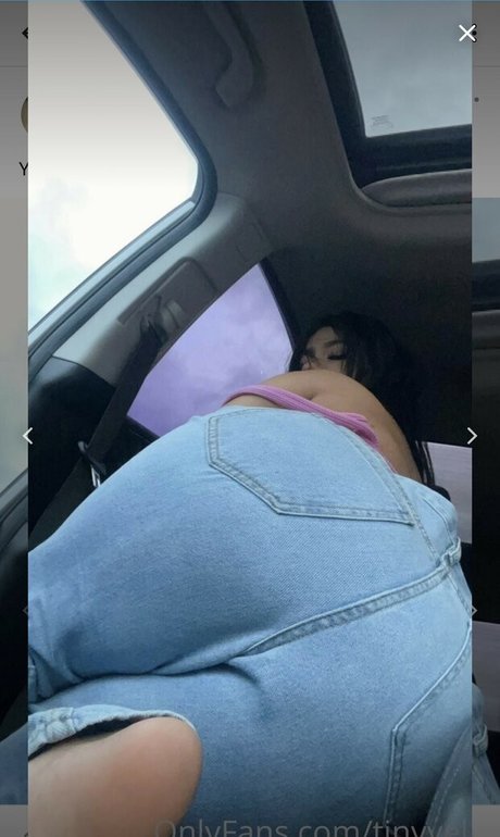 Tinyvel pornstar nude pic