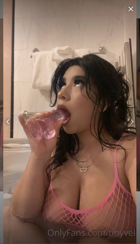 Tinyvel porn actress img