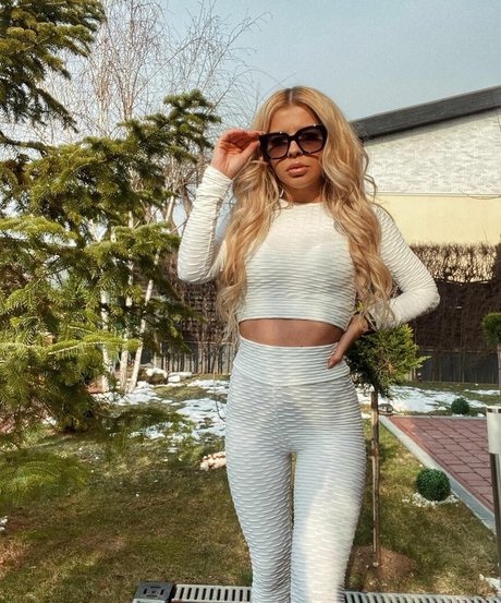 Valentina Lungu nudes actress galleries