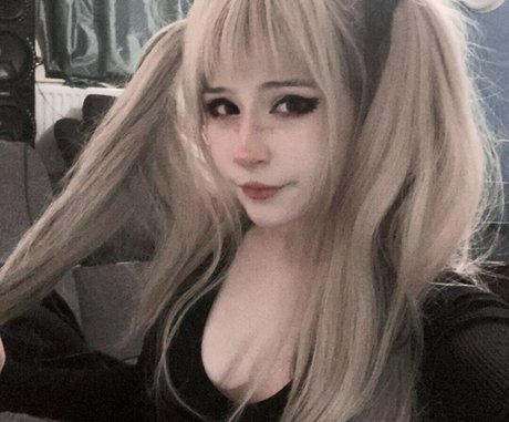 omviiix nude model gallery