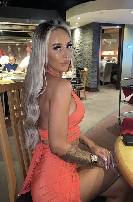 Jade Hobden_ star art pic