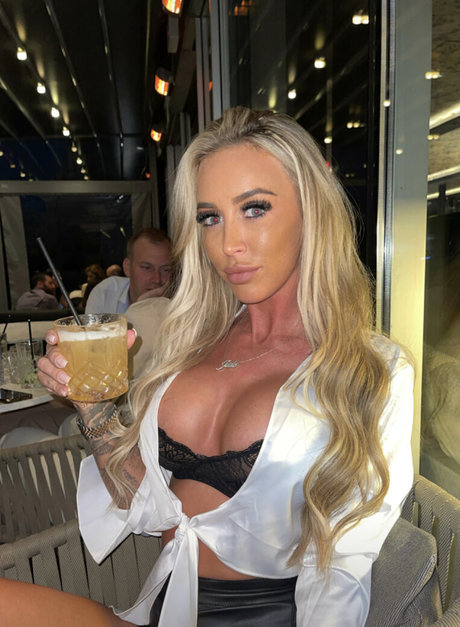 Jade Hobden_ hot star picture