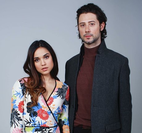 Summer Bishil model naked picture