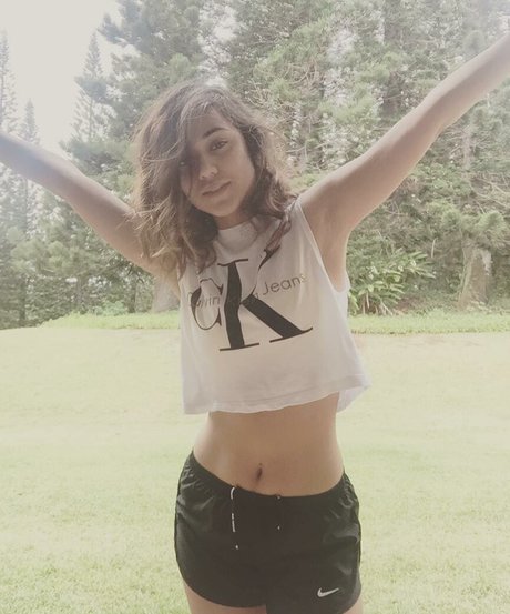 Summer Bishil pornstar adult pic