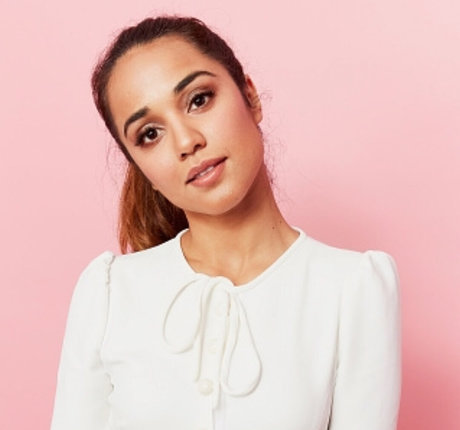 Summer Bishil pornstar sexy img