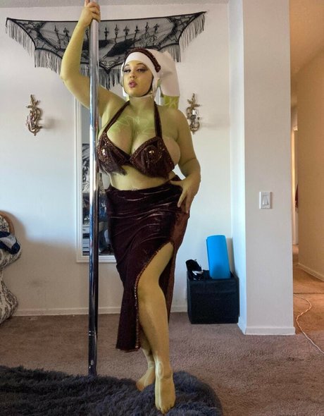 Peony Felicity model xxx picture