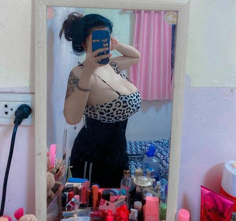 small onlyfans sex image