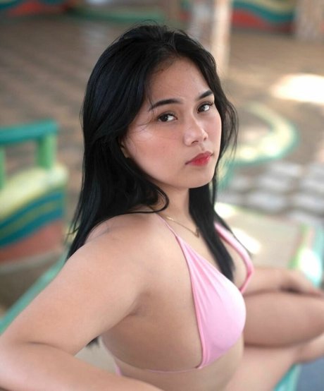 Emie Jean Ubanan sex star gallery