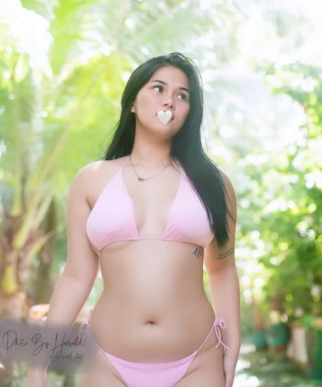 Emie Jean Ubanan model beautiful picture