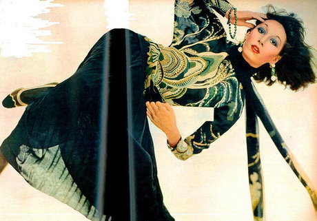 Anjelica Huston nude actress gallery