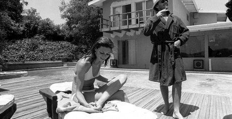 Anjelica Huston pornstar free pictures