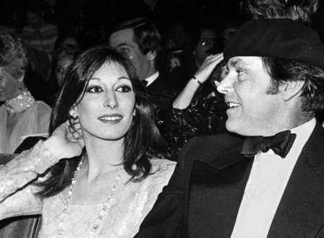 Anjelica Huston star pretty pics