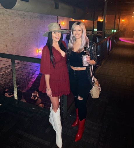 skinny milf onlyfans perfect photos