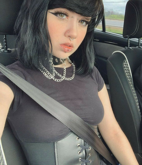 Lia Mali pornstar exclusive img