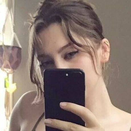 Chloe Carter xxx actress archive