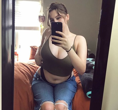 Chloe Carter sexy star gallery