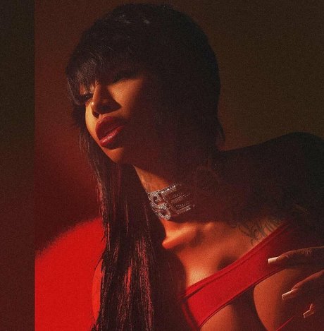 flyyytattedsky star adult photo