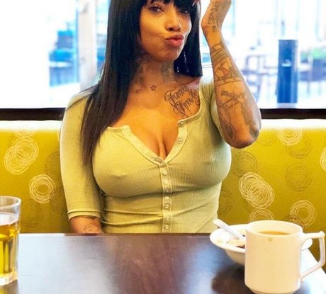 big tits and ass onlyfans art xxx pics