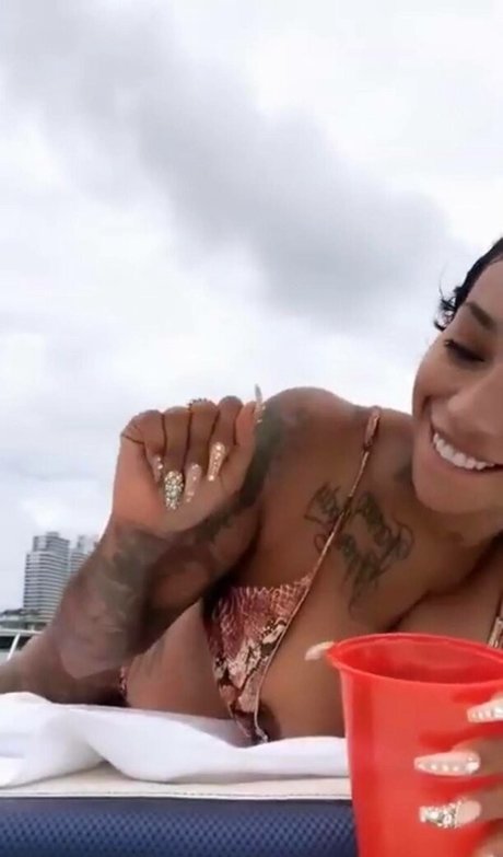 flyyytattedsky best pornstar pics