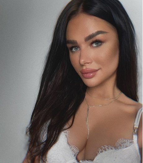 Lena Majewska high quality actress photo