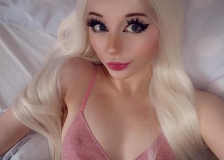 Tally Mali model perfect pic