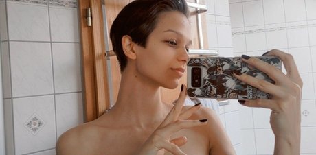 MythoBunny pornstar free gallery