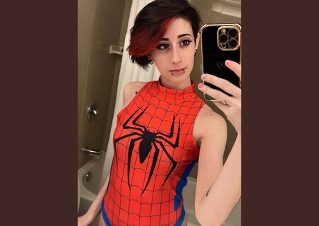 squirt teen onlyfans erotic image