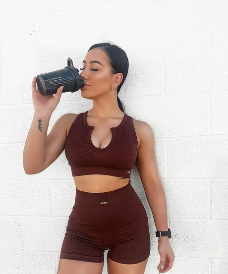 jessiejahjessie top model pic