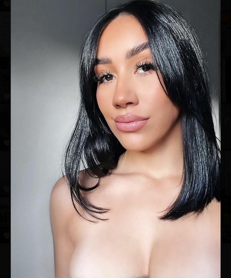 jessiejahjessie art model pic