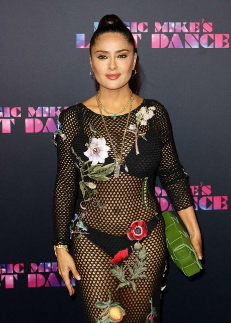 Selma Hayek beautiful pornstar pics