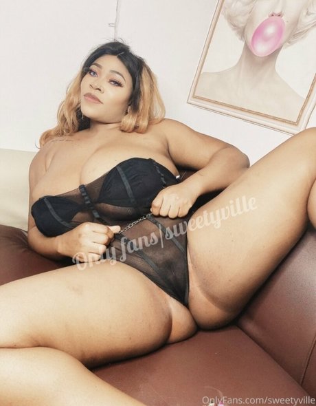 thigh high boots onlyfans porn picture