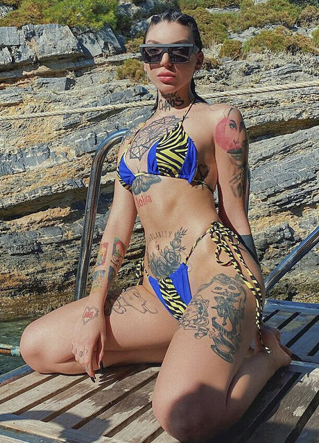 Doga Tumer star adult archive