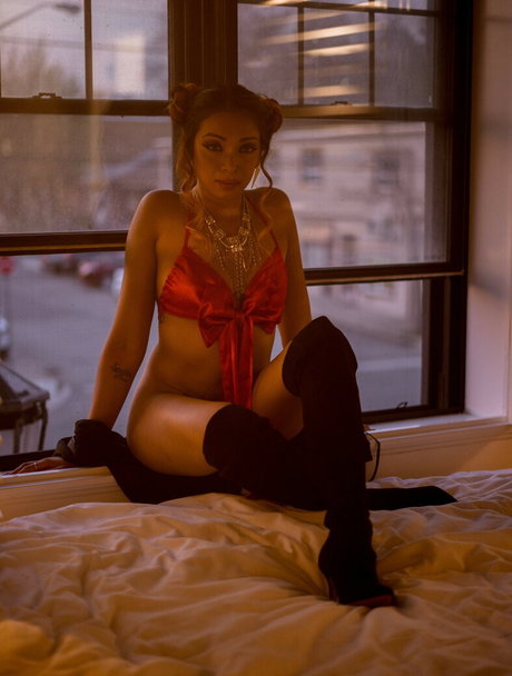 Rubi Satha nude pornstar pic