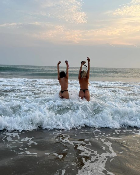 public onlyfans hot sexy img