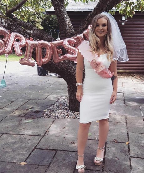 Hollie Sparrow high quality actress photos