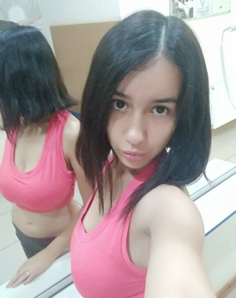 Myla Angel sex model photo