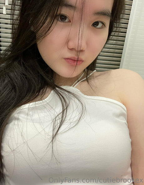 cutiebrookex star nudes gallery